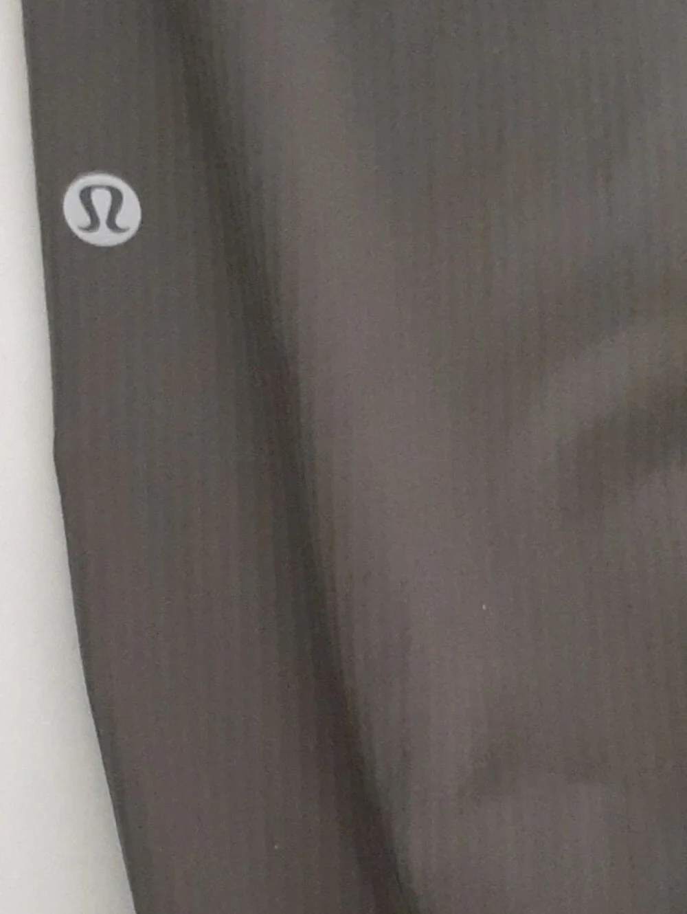 lululemon Olive Green Drawstring Joggers. Size 4. Very Good Condition.